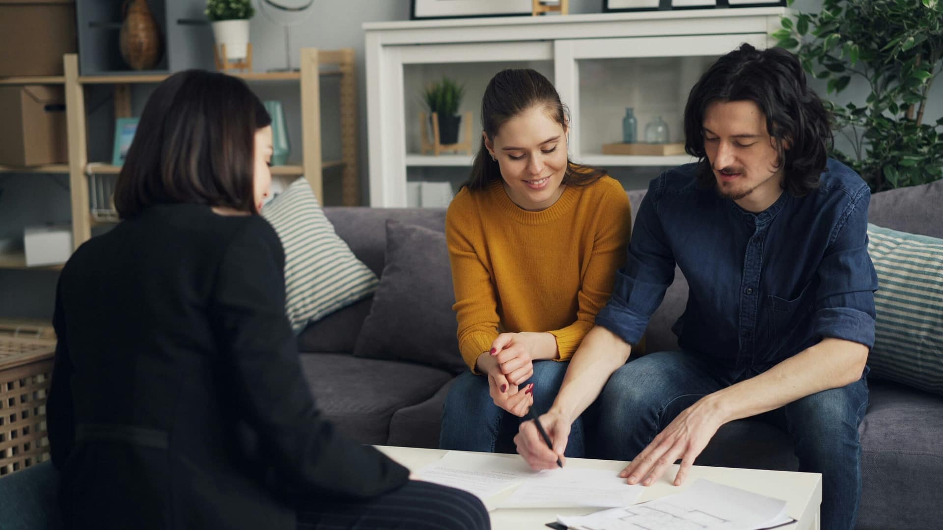Download our free guide, "Power of Attorney: Green Flags," to learn the seven essential signs that your document is well-drafted and legally sound.
