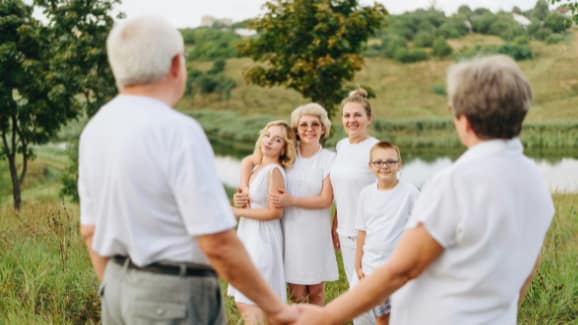 After a death, it can feel like there is a long list of things you have to do right now. There usually isn't. This free Indiana guide covers what to do when someone dies and what can safely wait, so you know what needs your attention and what doesn't.